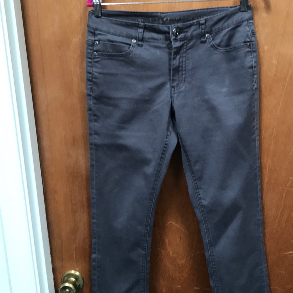 Jeans - Picture 3 of 4